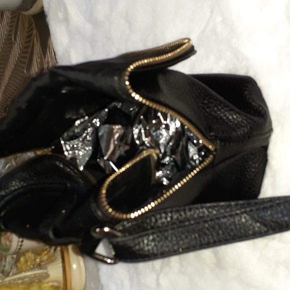 Crossbody bag - Picture 6 of 8